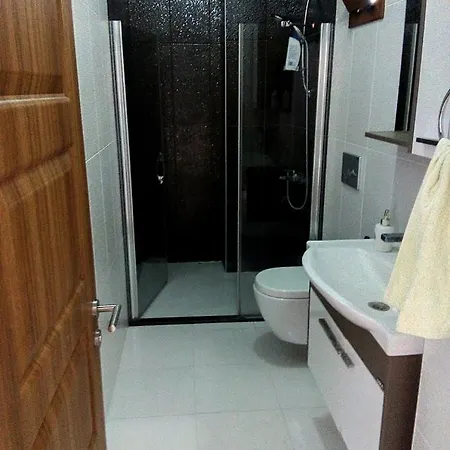 Rtnhome Bed & Breakfast *